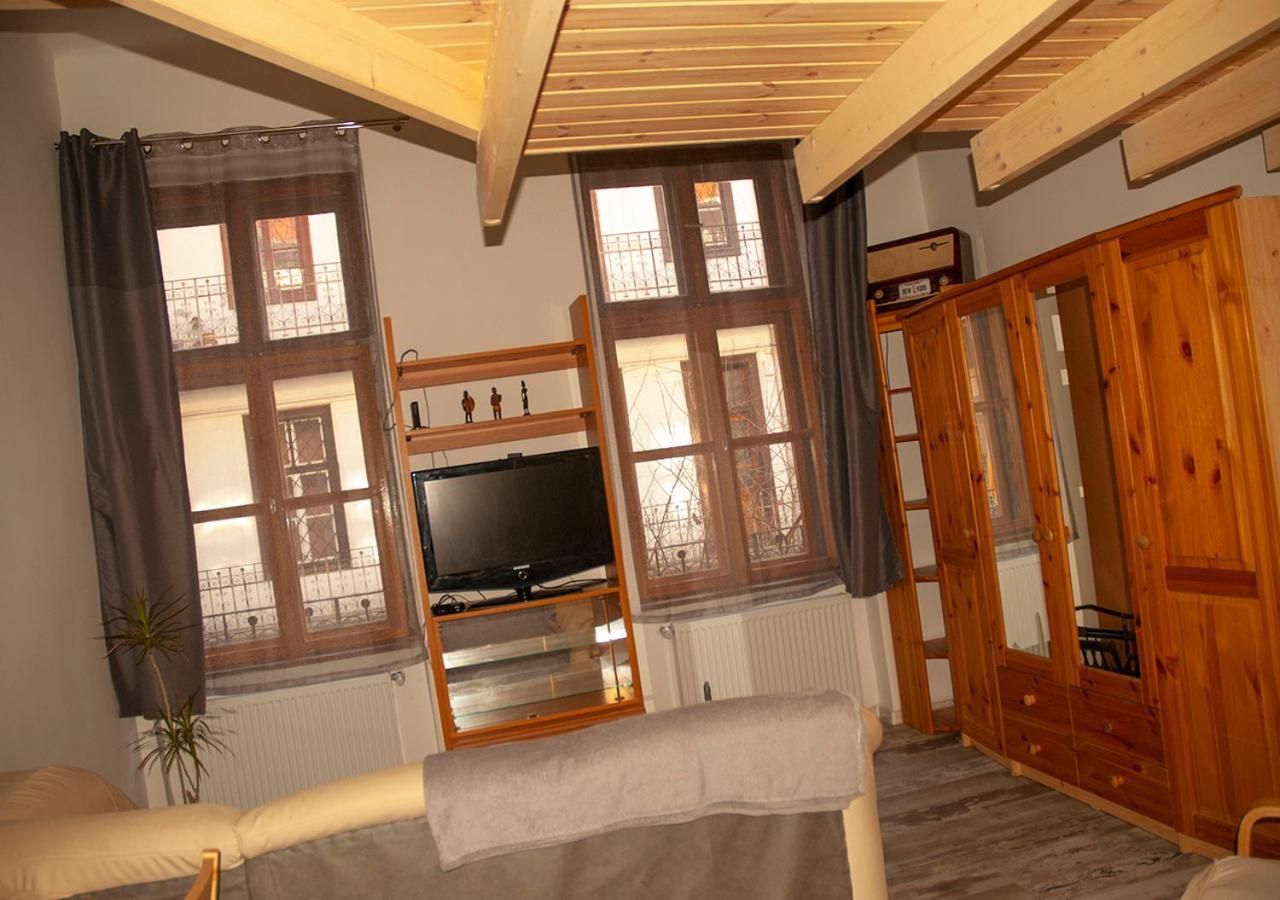 Western Apartman Budapeste Exterior foto