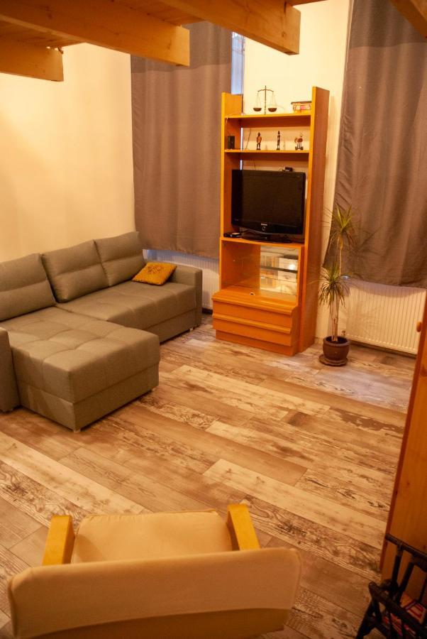 Western Apartman Budapeste Exterior foto