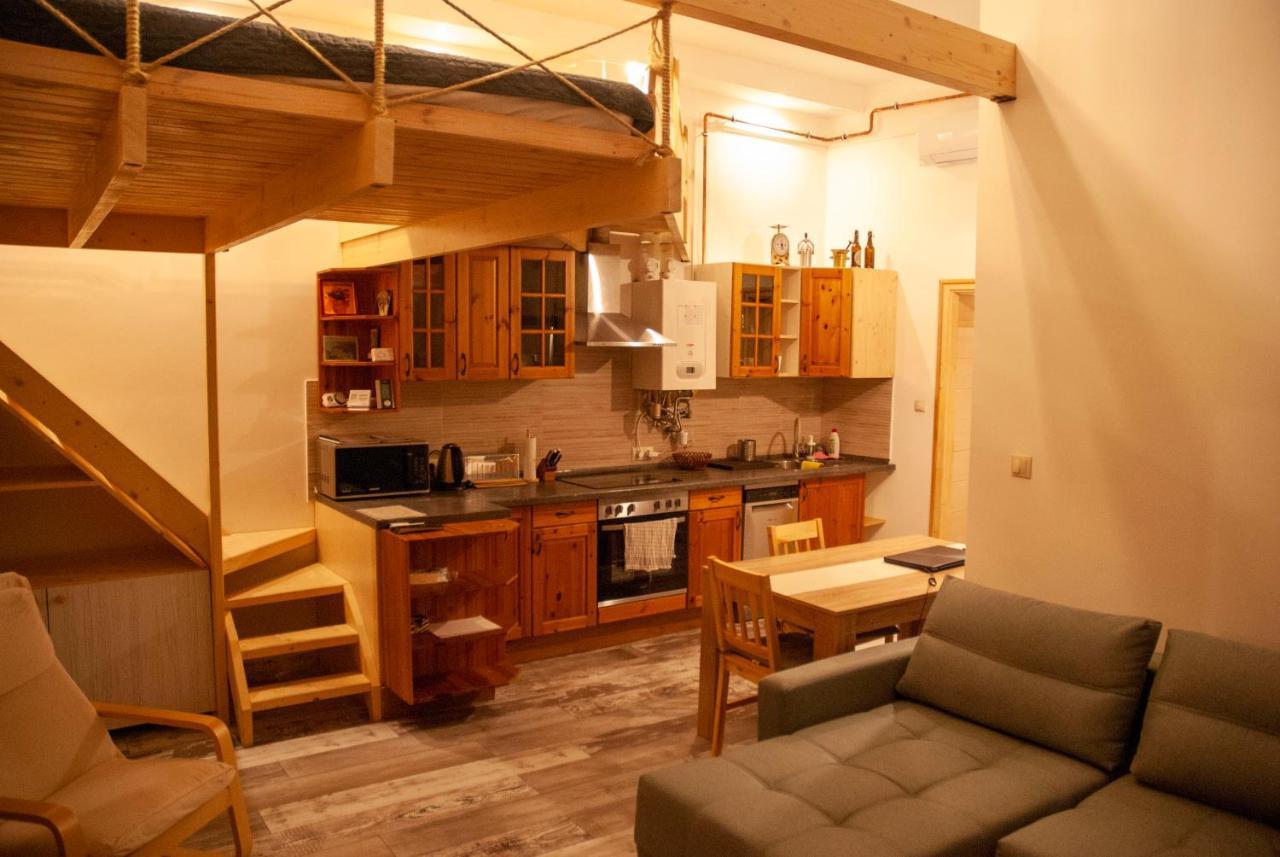 Western Apartman Budapeste Exterior foto