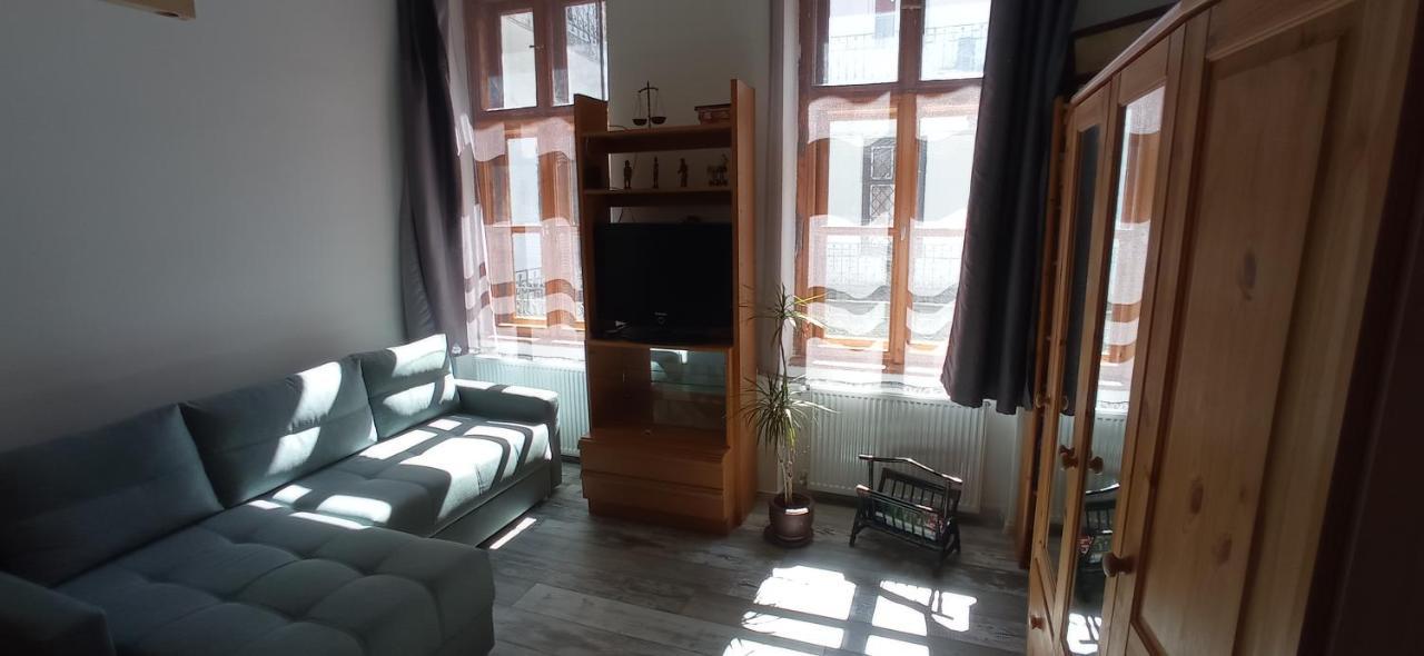 Western Apartman Budapeste Exterior foto